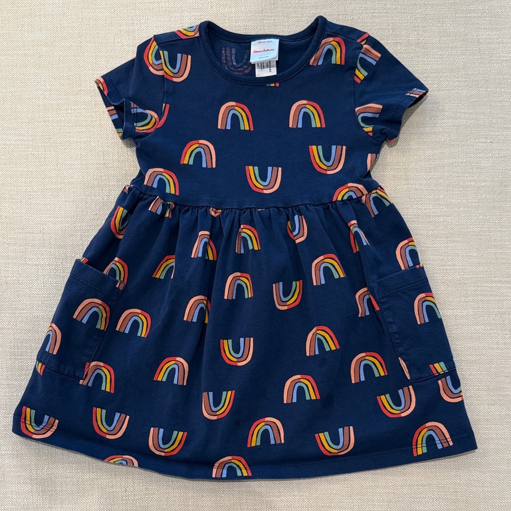 Hannah Andersson playground dress with pocket Rainbow Print 4T